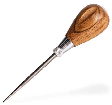 awl in Filipino .